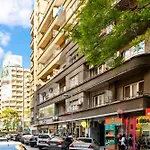 Tova Pearl - Cozy, Modern 2br Apt, Dt, Ultracentral, Chabad Across Street, 20 Min Walk To Old Town アパート ブカレスト