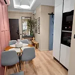 アパート Tova Pearl - Cozy, Modern 2br Apt, Dt, Ultracentral, Chabad Across Street, 20 Min Walk To Old Town *