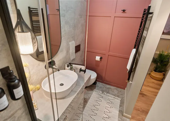 Apartmán Tova Pearl - Cozy, Modern 2br Apt, Dt, Ultracentral, Chabad Across Street, 20 Min Walk To Old Town *