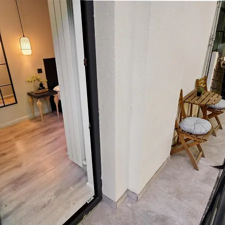 Daire Tova Pearl - Cozy, Modern 2br Apt, Dt, Ultracentral, Chabad Across Street, 20 Min Walk To Old Town